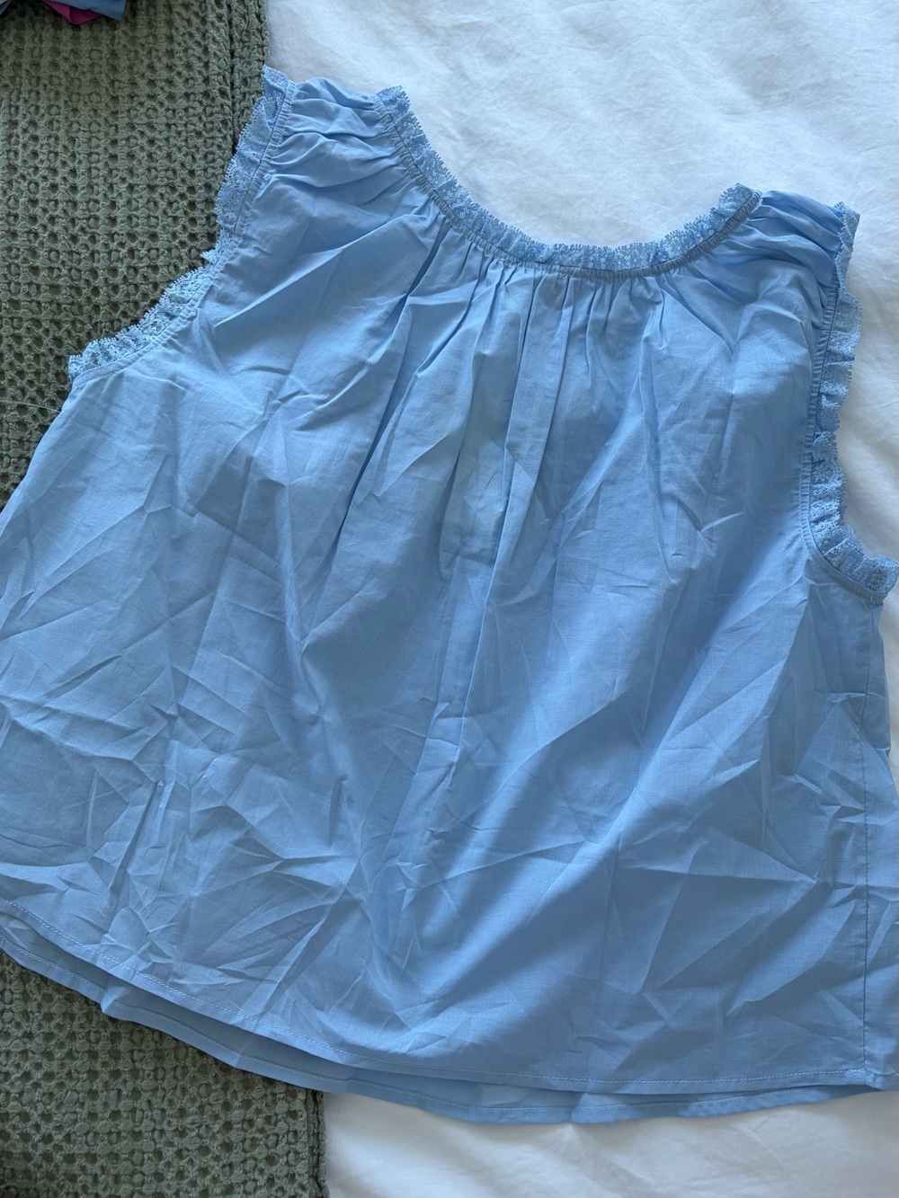 Few Moda Tank - Picture 3 of 3